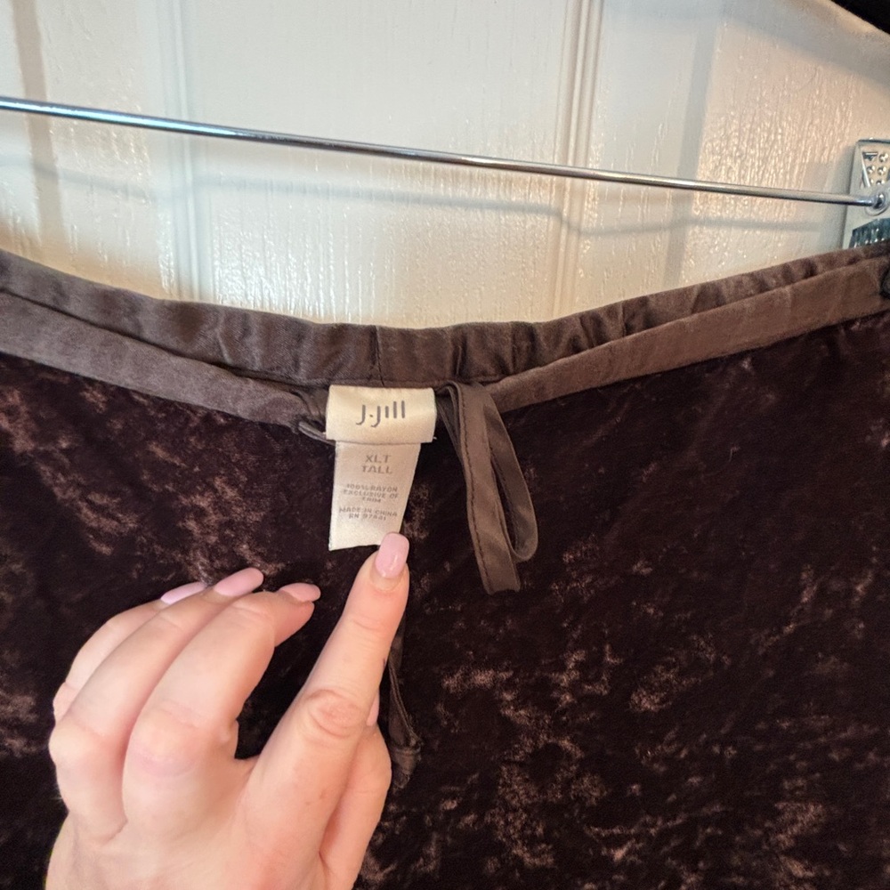 J. Jill Rich Brown Velvet Maxi Skirt Women’s XLT or Extra Large Tall Drawstring - Picture 4 of 6